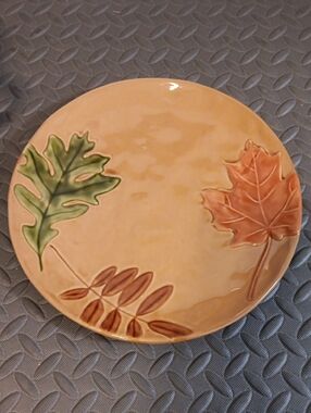 Harvest Autumn Ceramic Leaf Serving Plate.